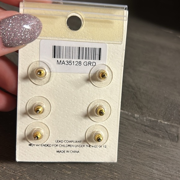 Mia Collection Earring Set with Red and Gold Accents - Picture 4 of 4